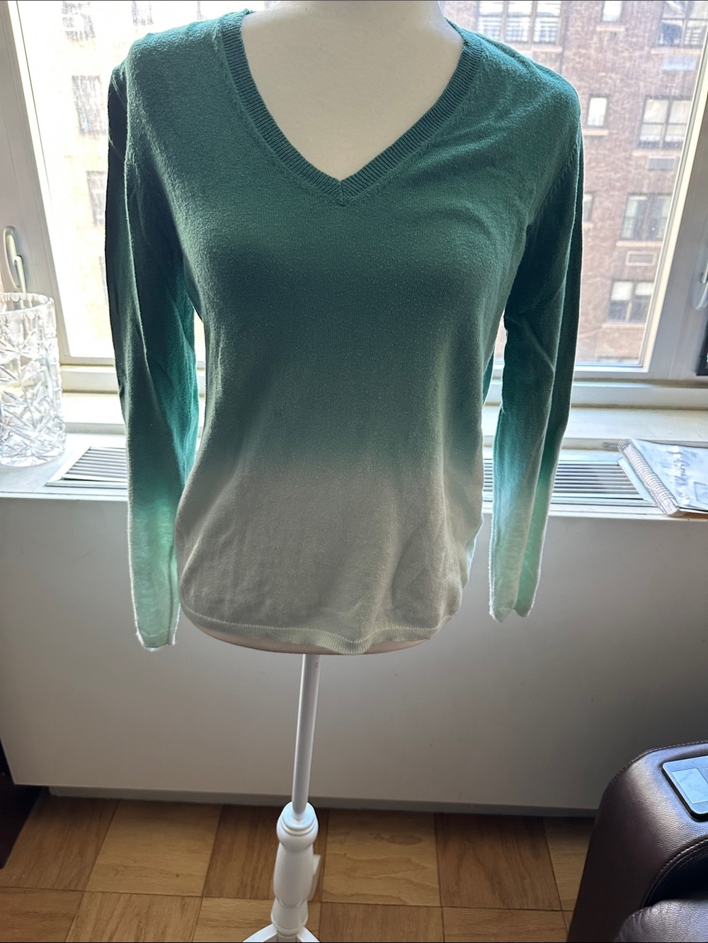 Elliott Lauren Teal to Cream Ombre V-Neck Sweater - Picture 3 of 5